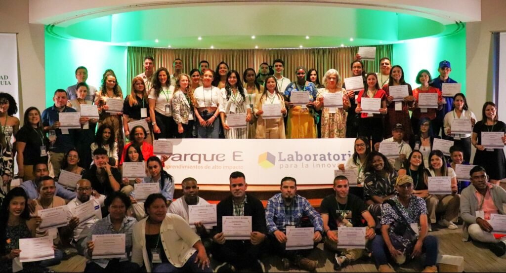 Certificamos más de 150 emprendedores de 4 subregiones de Antioquia